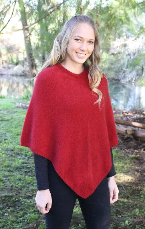 Poncho Possum Merino Classic Red